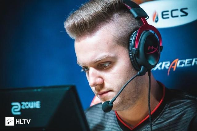 球牵制不足 球牵制不足